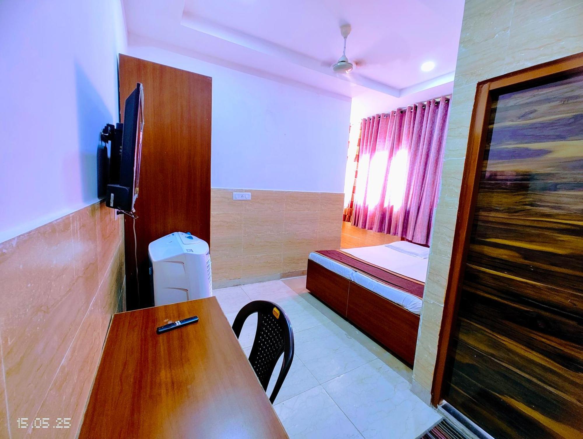 Hotel Yolo- Chandīgarh Exterior foto